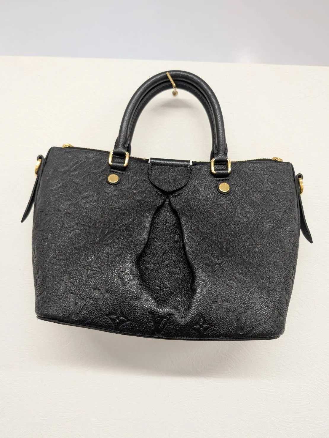 Louis Vuittonのバッグとキーホルダーの買取